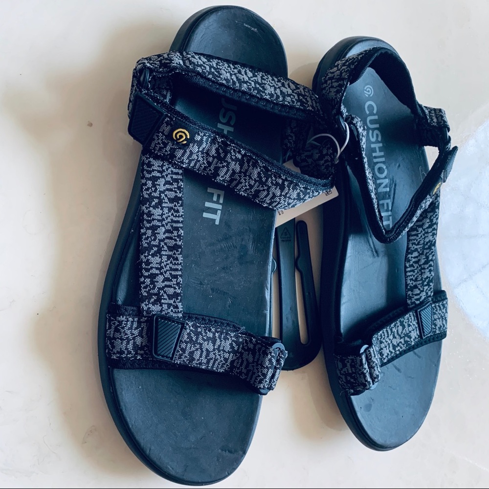 C9  Style Lanz Sandals  Black Size S / M / L.